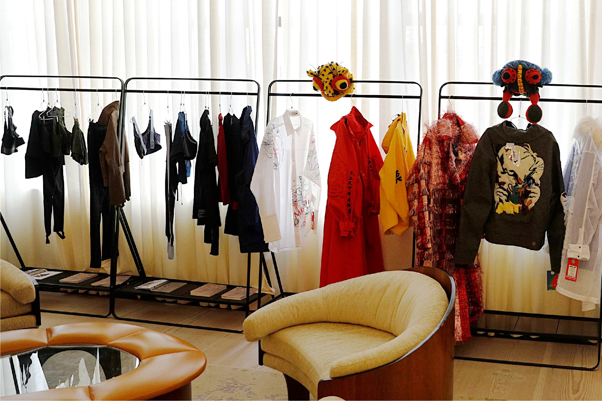 SHOWROOM
